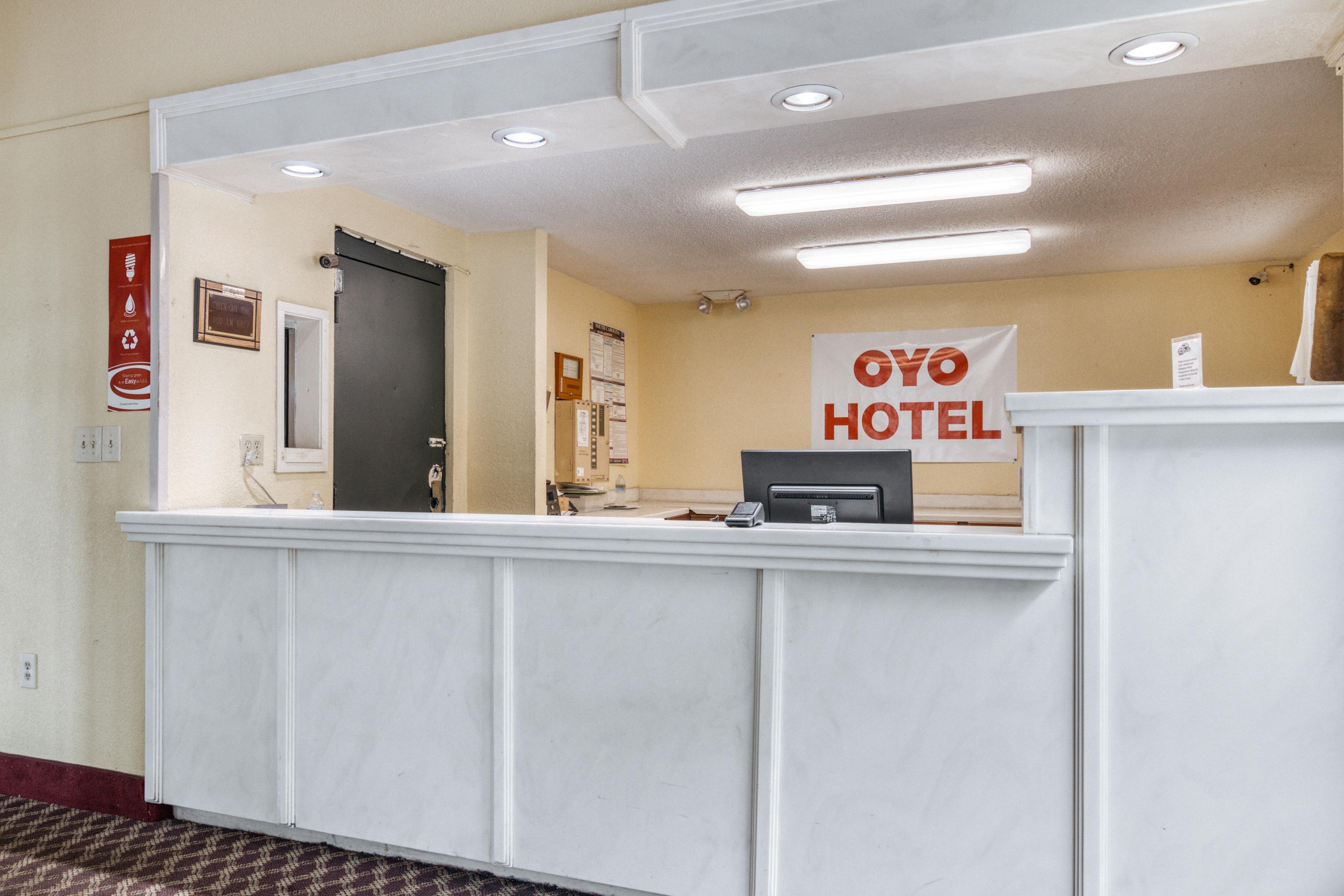 Econo Lodge Inn And Suites Dentsville Buitenkant foto