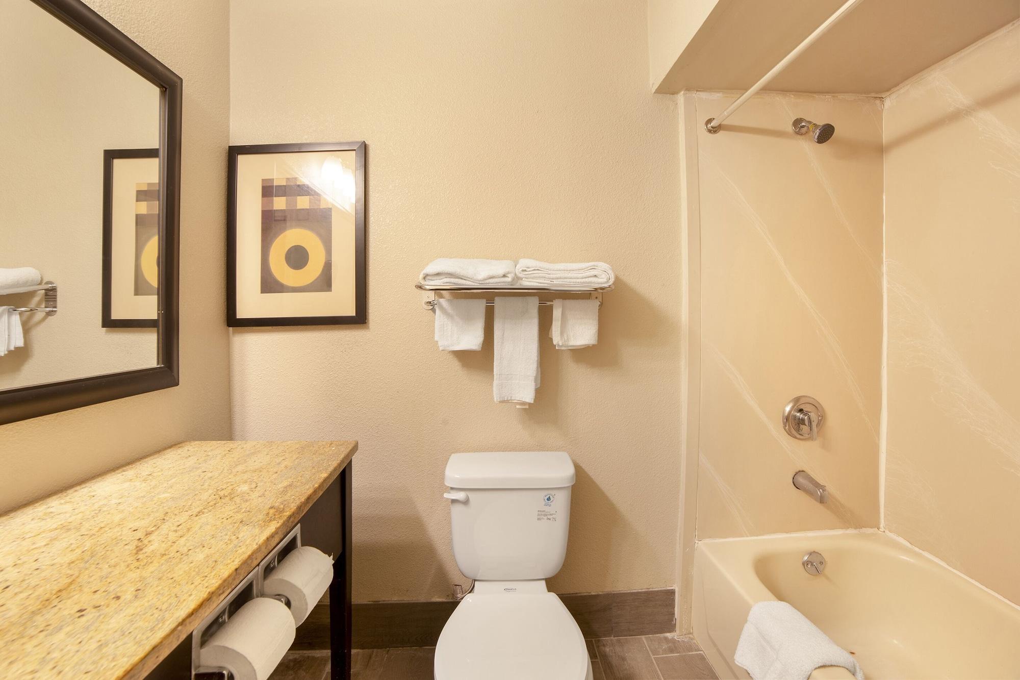 Econo Lodge Inn And Suites Dentsville Buitenkant foto