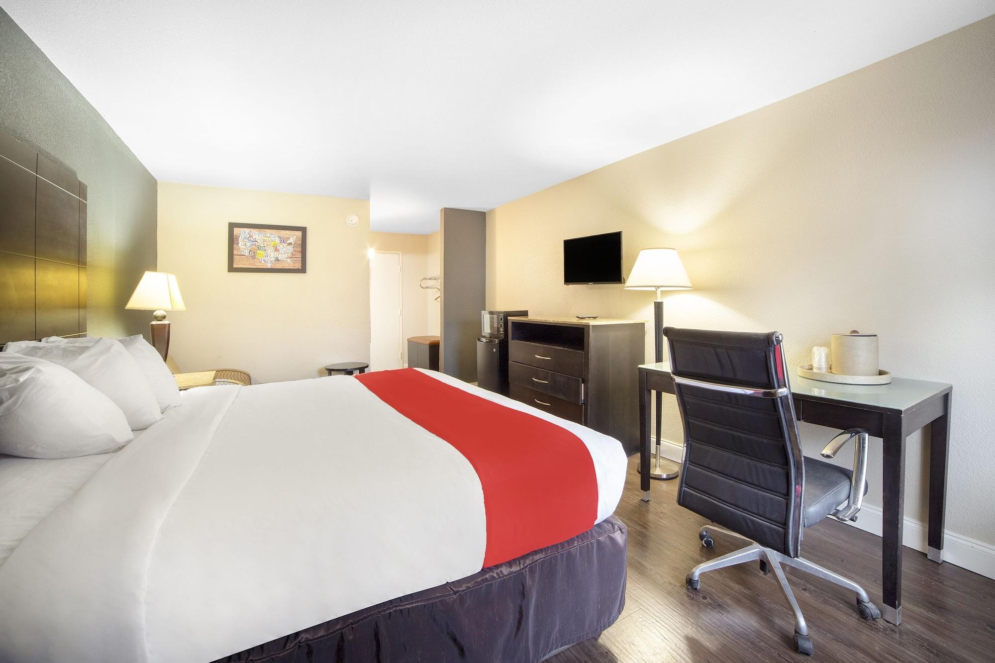 Econo Lodge Inn And Suites Dentsville Buitenkant foto