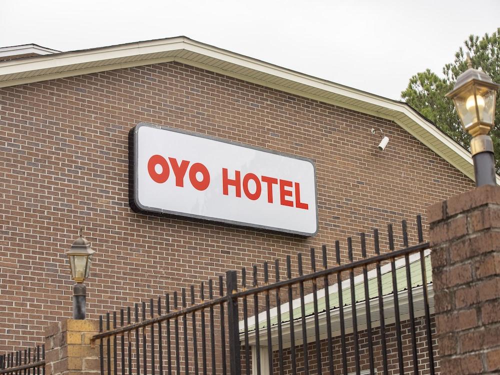 Econo Lodge Inn And Suites Dentsville Buitenkant foto